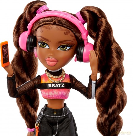 Lalka Bratz Alwayz Sasha z akcesoriami