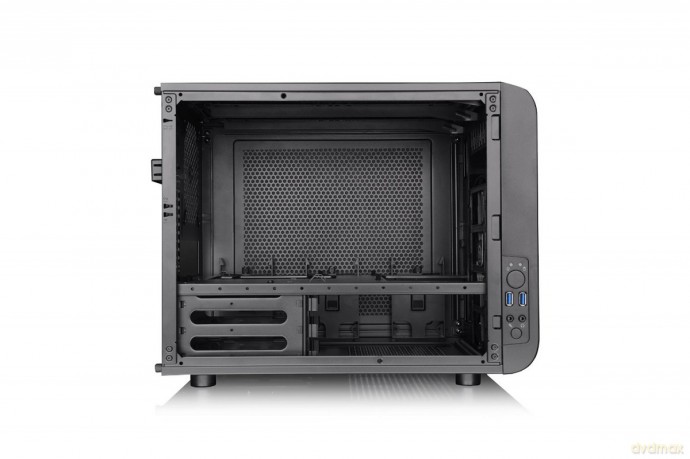 Core V21USB 3.0 Window (200mm), czarna