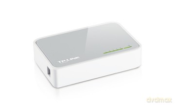 SF1005D switch L2 5x10/100 Desktop