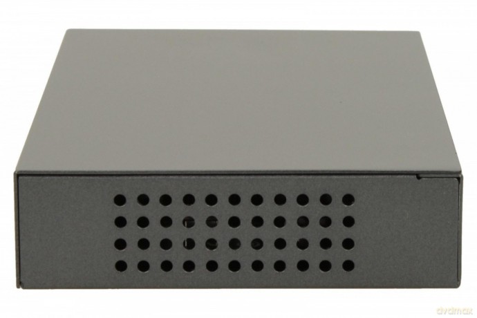 SF1008P switch 8x10/100 PoE Desktop