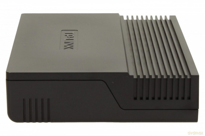 SF1016D switch L2 16x10/100 Desktop
