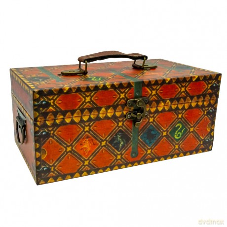 Harry Potter: (Quidditch Trunk) Premium Gift Set