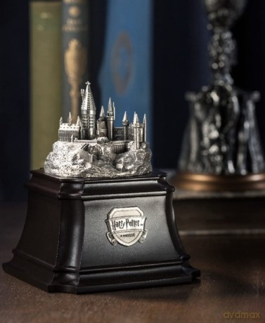 Harry Potter: Pewter Music Carousel (Plays The Theme Tune)