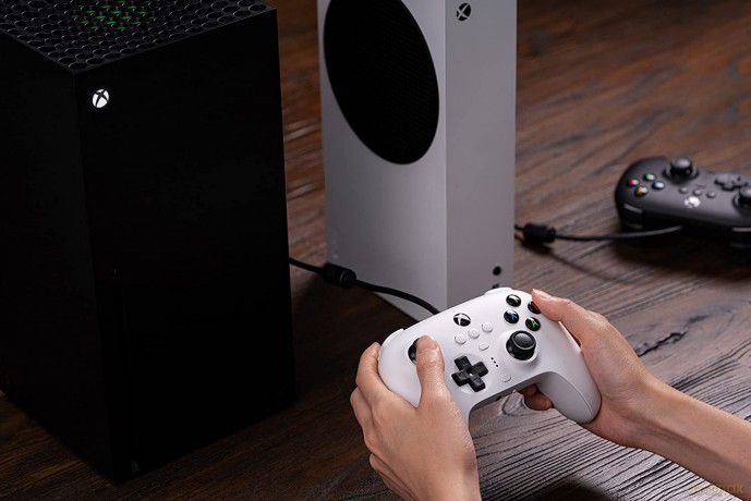 8BitDo Ultimate Wired Xbox Pad White (Xbox Series X/S, XONE, PC)