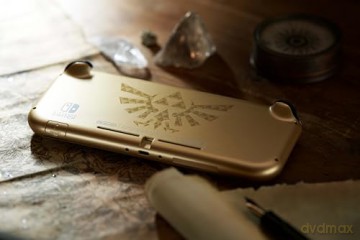 Nintendo Switch Lite Hyrule Edition