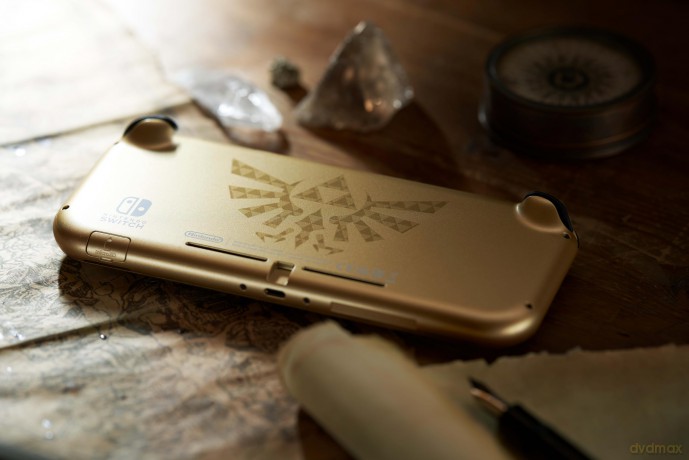 Nintendo Switch Lite Hyrule Edition