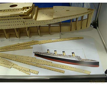 Billing Boats - 1:144 RMS Titanic Complete -Wooden hull (429413)