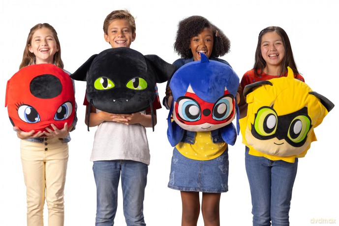 Miraculous Kwami Cushion 40 cm Tikki (60-13029)