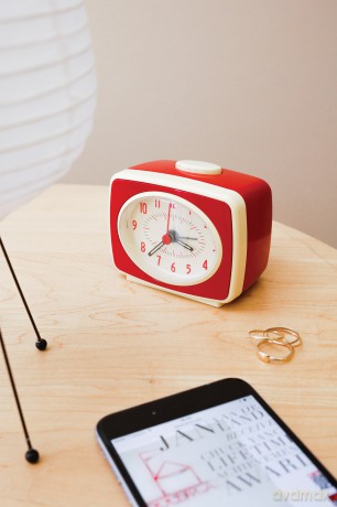 Small Classic Alarm Clock Red (AC14-RD-EU)