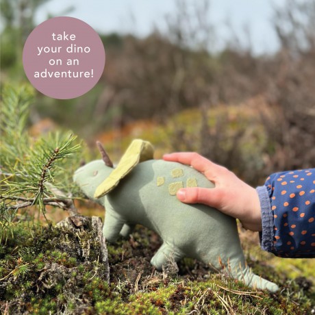 ThreadBear - Soft Toy Dinosaur - Trike the Triceratops 24 cm - (TB4104)