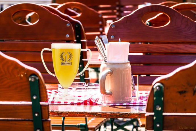 Winkee - Mug - Beer Trophy