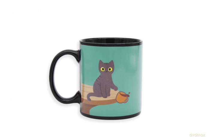 Winkee - Naughty Cat heat sensitive mug