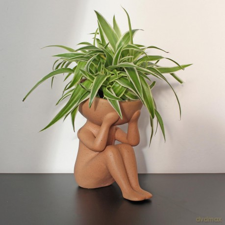Winkee - Plants in my head Plant Pot