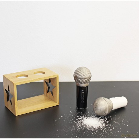 Winkee - Salt and Pepper dispenser - Microphone