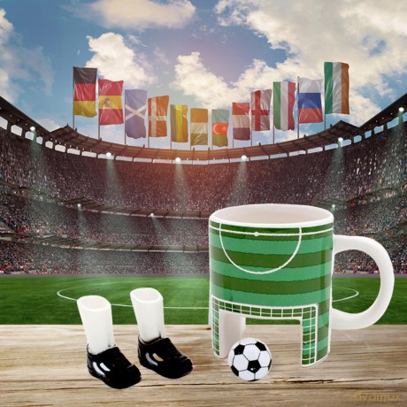 Winkee - Sports Mug - Soccer