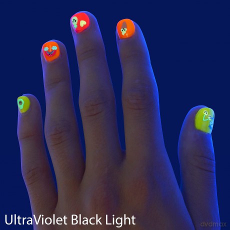 FabLab - Glow In The Dark Nail Art