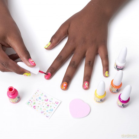 FabLab - Glow In The Dark Nail Art