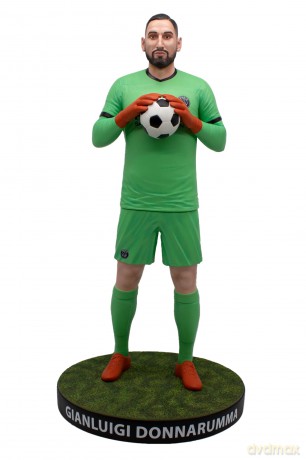 Footballs Finest - Paris Saint-Germain (Gianluigi Donnarumma) posąg z żywicy [FIGURKA]