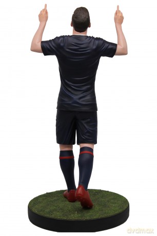 Footballs Finest - Paris Saint-Germain (Lionel Messi) bardzo szczegółowa żywica, luksusowa figurka piłkarska do kolekcjonowania [FIGURKA]