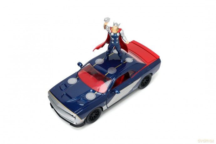 Jada - Marvel Thor Dodge Challenger 1:24 with Thor Figure Die-Cast
