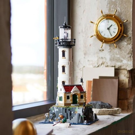 LEGO Ideas - Motorized Lighthouse (21335)