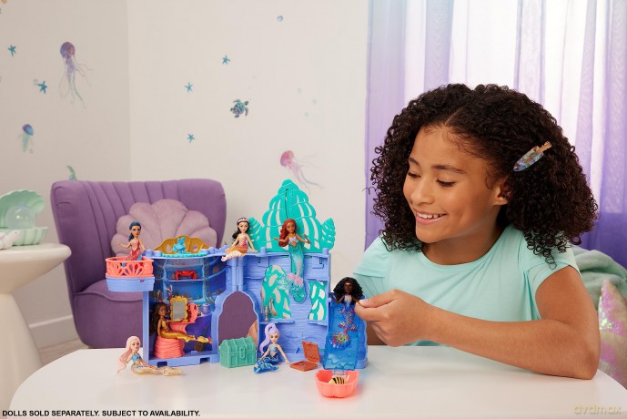 Little Mermaid - Small Dolls Mermaid Grotto Play Set