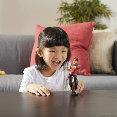 Marvel - Shang Chi 6in Figure + Staff Attack