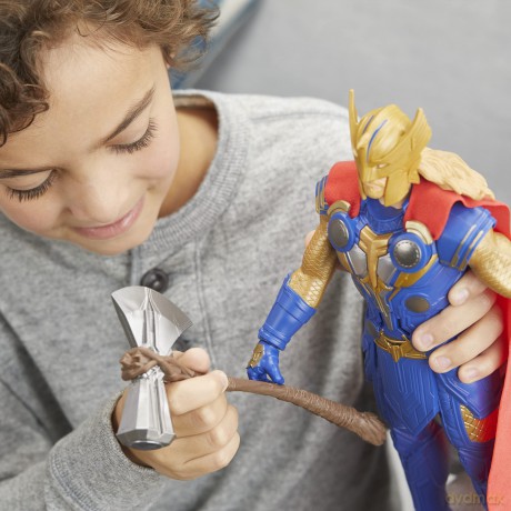 Marvel - Titan Hero Series - Thor Stormbreaker version