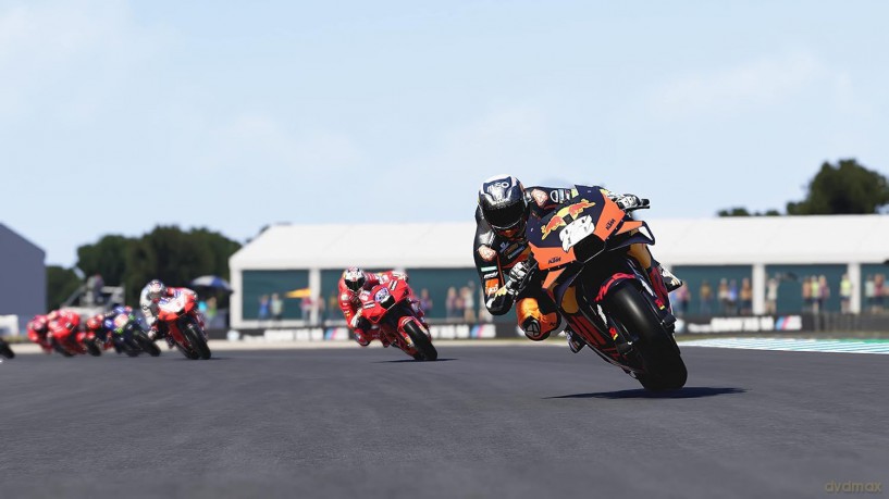 MotoGP 22 - Day One Edition (compatible with Xbox One) [GRA XBOX SERIES X]