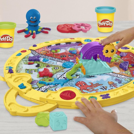 Play Doh - Fold N Go Playmat
