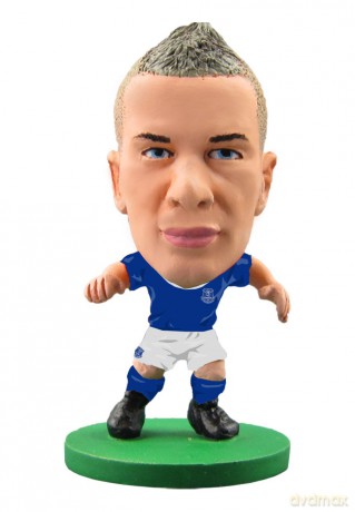Soccerstarz - Everton Tom Cleverley Home Kit (Classic) [FIGURKA]
