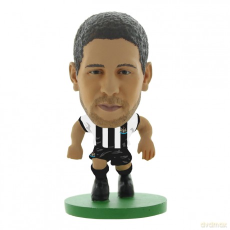 Soccerstarz - Newcastle Aleksandar Mitrovic Home Kit (Classic) [FIGURKA]