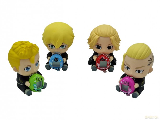 Tamagotchi - Tokyo Revengers w/ Hugmy Figurine (Draken)