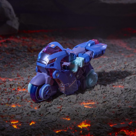 Transformers - Generations - Legacy United Deluxe Class (Cyberverse Universe Chromia)