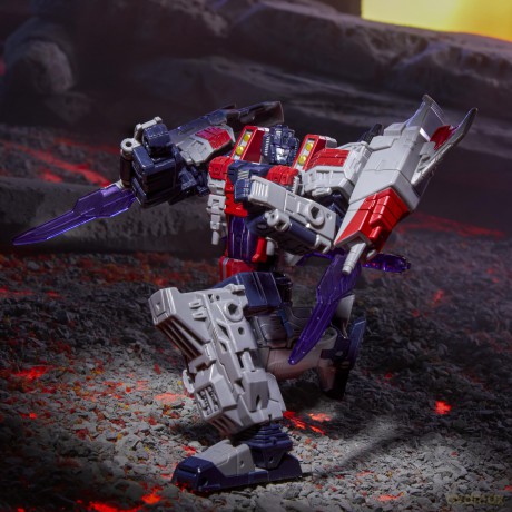 Transformers - Generations - Legacy United Voyager Class (Cybertron Universe Starscream)