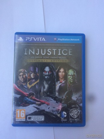 Injustice: Gods Among Us - Ultimate Edition [GRA PS VITA]