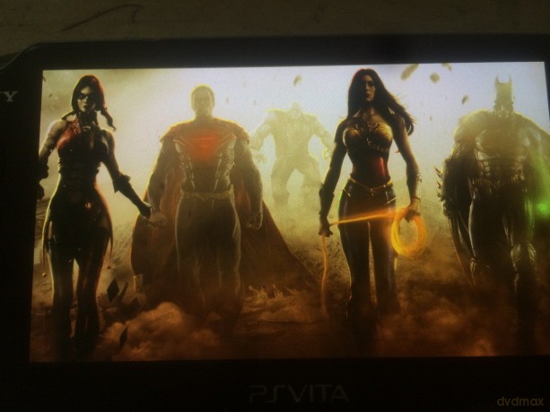 Injustice: Gods Among Us - Ultimate Edition [GRA PS VITA]