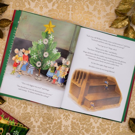 A Mouse Family Christmas - Deborah Underwood [KSIĄŻKA]