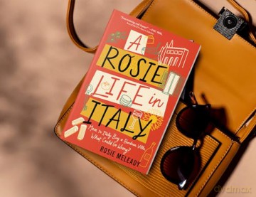 A Rosie Life in Italy: Move to Italy. Buy a Rundown Villa. What Could Go Wrong - Rosie Meleady [KSIĄŻKA]