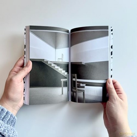 Also Known As: Uncovering Representational Frameworks in Architecture, Art, and Digital Media - Michelle JaJa Chang [KSIĄŻKA]