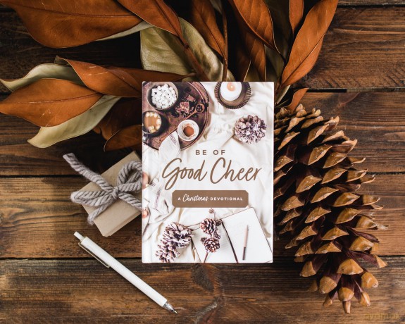 Be of Good Cheer: A Christmas Devotional - Susan Hill [KSIĄŻKA]