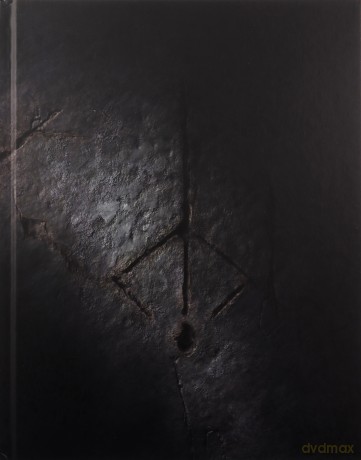 Bloodborne Complete Guide 25th Anniversary Edition [KSIĄŻKA]