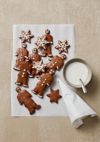 Crumbs: Cookies and Sweets from Around the World - Ben Mims [KSIĄŻKA]