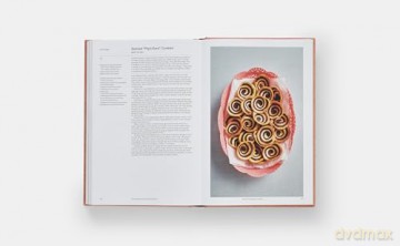 Crumbs: Cookies and Sweets from Around the World - Ben Mims [KSIĄŻKA]