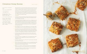 Crust: Essential Sweets and Savories from Victoria's Beloved Bakery - Tom Moore [KSIĄŻKA]