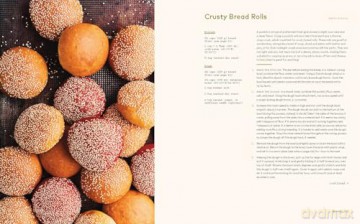 Crust: Essential Sweets and Savories from Victoria's Beloved Bakery - Tom Moore [KSIĄŻKA]