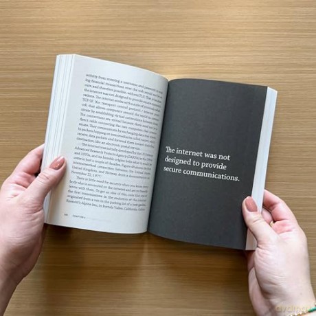 Cryptography (MIT Press Essential Knowledge) - Panos Louridas [KSIĄŻKA]
