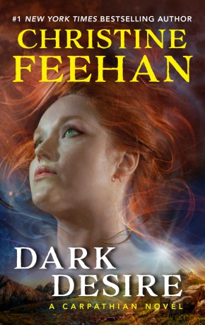 Dark Desire: A Carpathian Novel: A Sensual Paranormal Tale with Immortal Heroes, Perfect for Fall 2024, Experience the Thrill of Supernatural Passion (Dark Series, 2) - Christine Feehan [KSIĄŻKA]