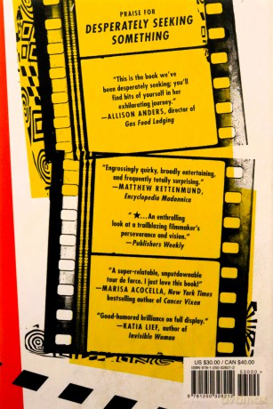 Desperately Seeking Something: A Memoir about Movies, Mothers, and Material Girls - Susan Seidelman [KSIĄŻKA]