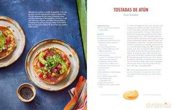Dinner at Frida's: 90 Authentic Mexican Recipes Inspired by the Life and Art of Frida Kahlo - Gabriela Castellanos [KSIĄŻKA]